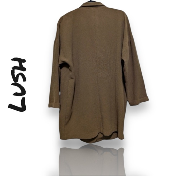 Lush Oversized Sweater - Picture 2 of 3